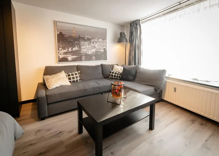 Appartamento Le By La Reine Center *