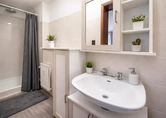 Appartement Le By La Reine Center *